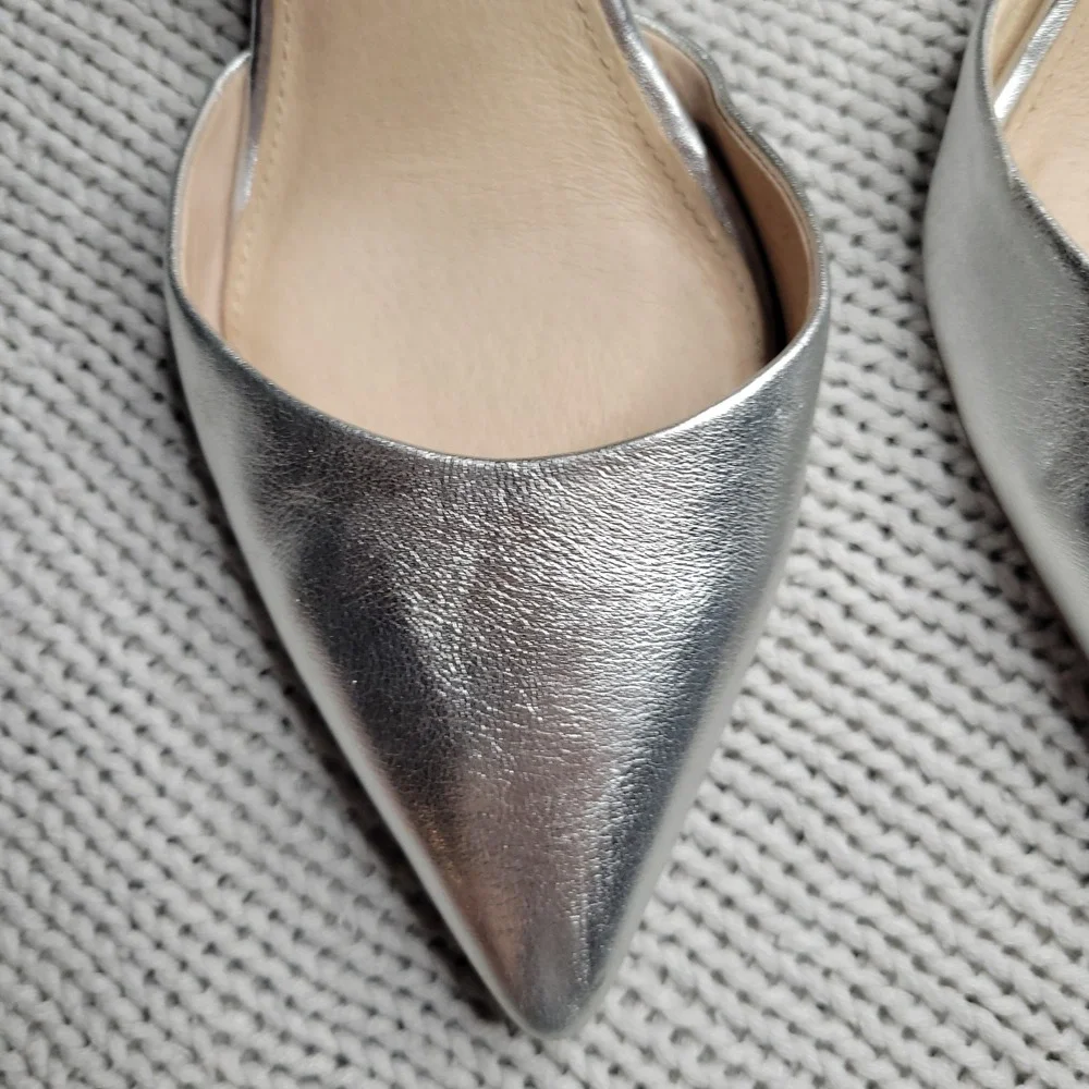 Louise et Cie Kota Metallic Silver Leather Ankle Strap Pointed Toe D Orsay 8.5